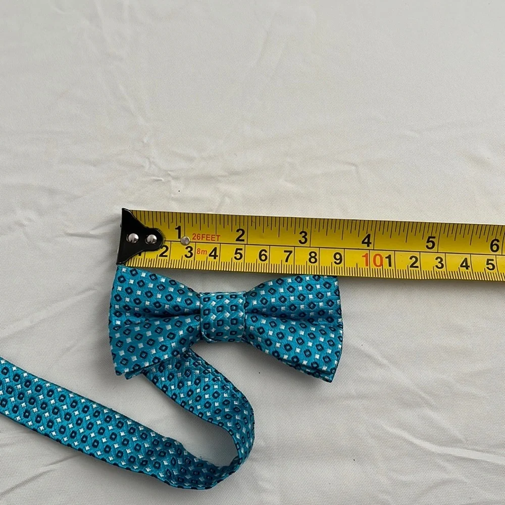 Lord and Taylor teal navy silver pattern adjustable silk bow tie